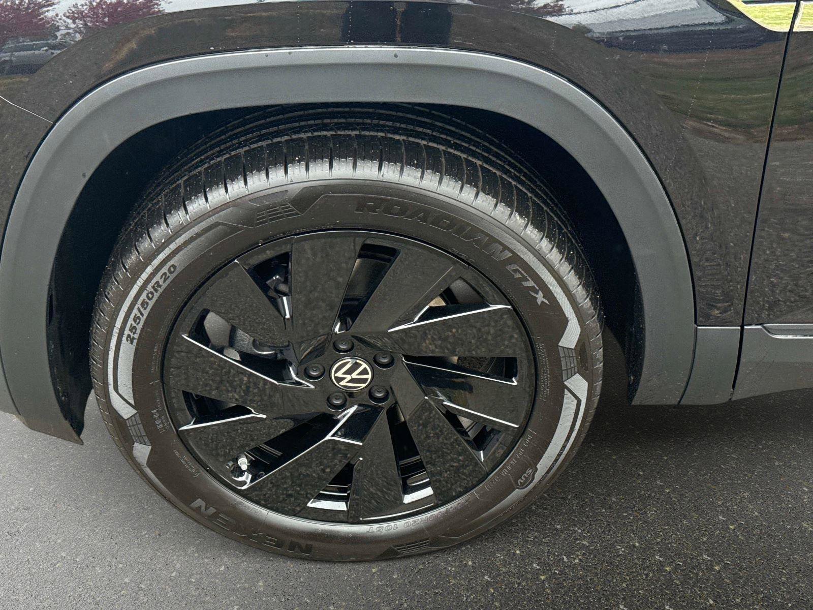 New 2026 Volkswagen Atlas Cross Sport SE image 9