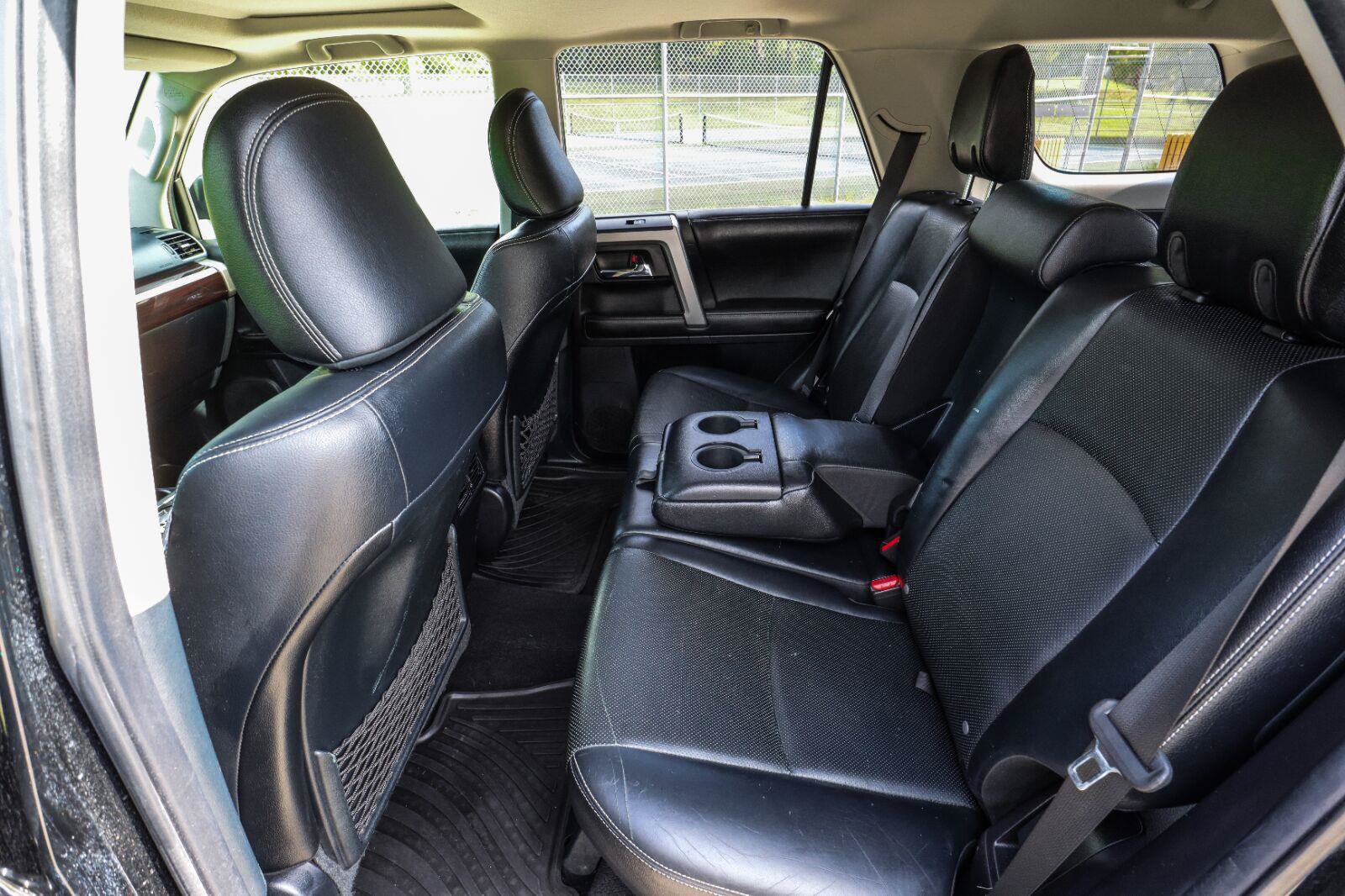 Used 2014 Toyota 4Runner Limited AWD/4WD image 36
