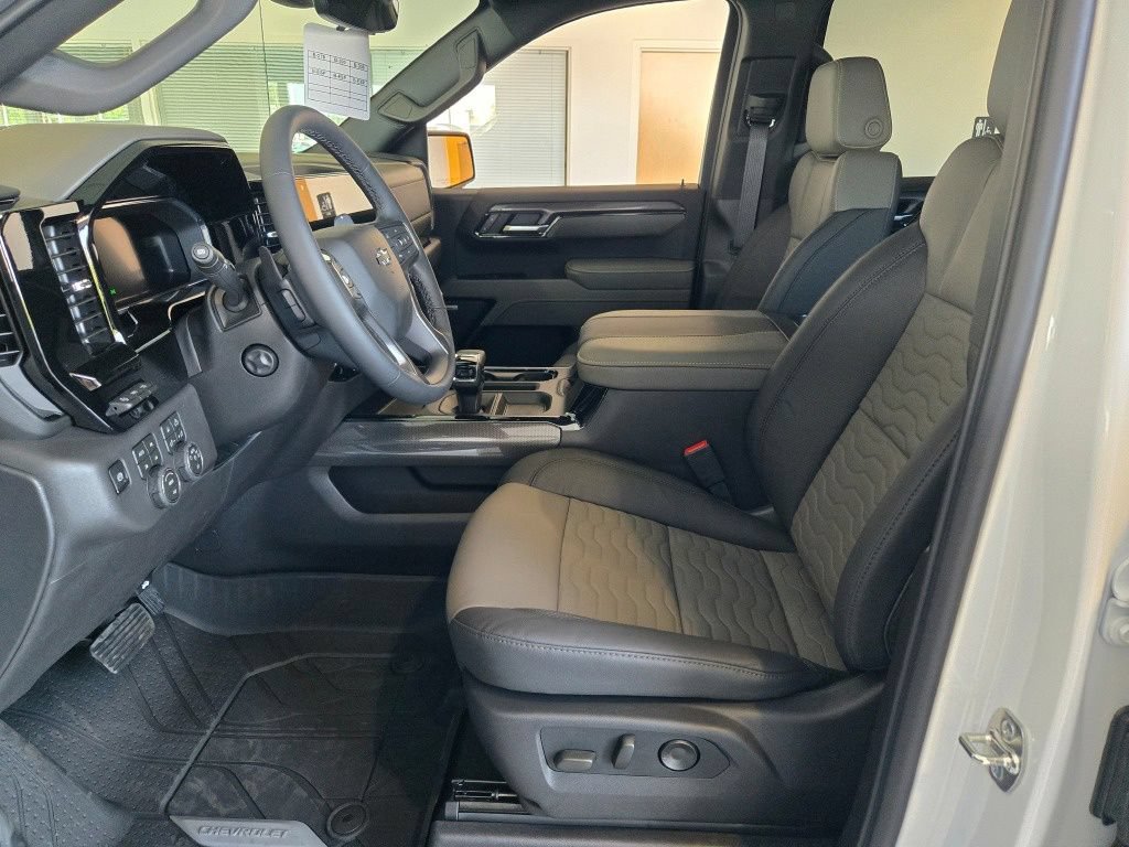 New 2026 Chevrolet Silverado 1500 ZR2 w/ LPO, Dark Essentials Package AWD/4WD image 23