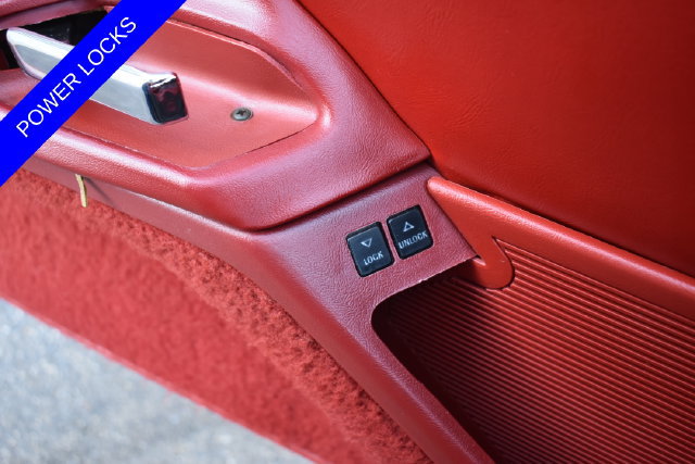 Used 1987 Ford Thunderbird Sport RWD image 4