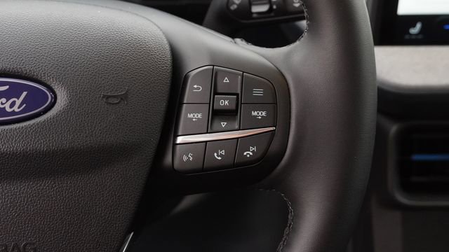 Used 2025 Ford Maverick XLT w/ XLT Luxury Package image 28