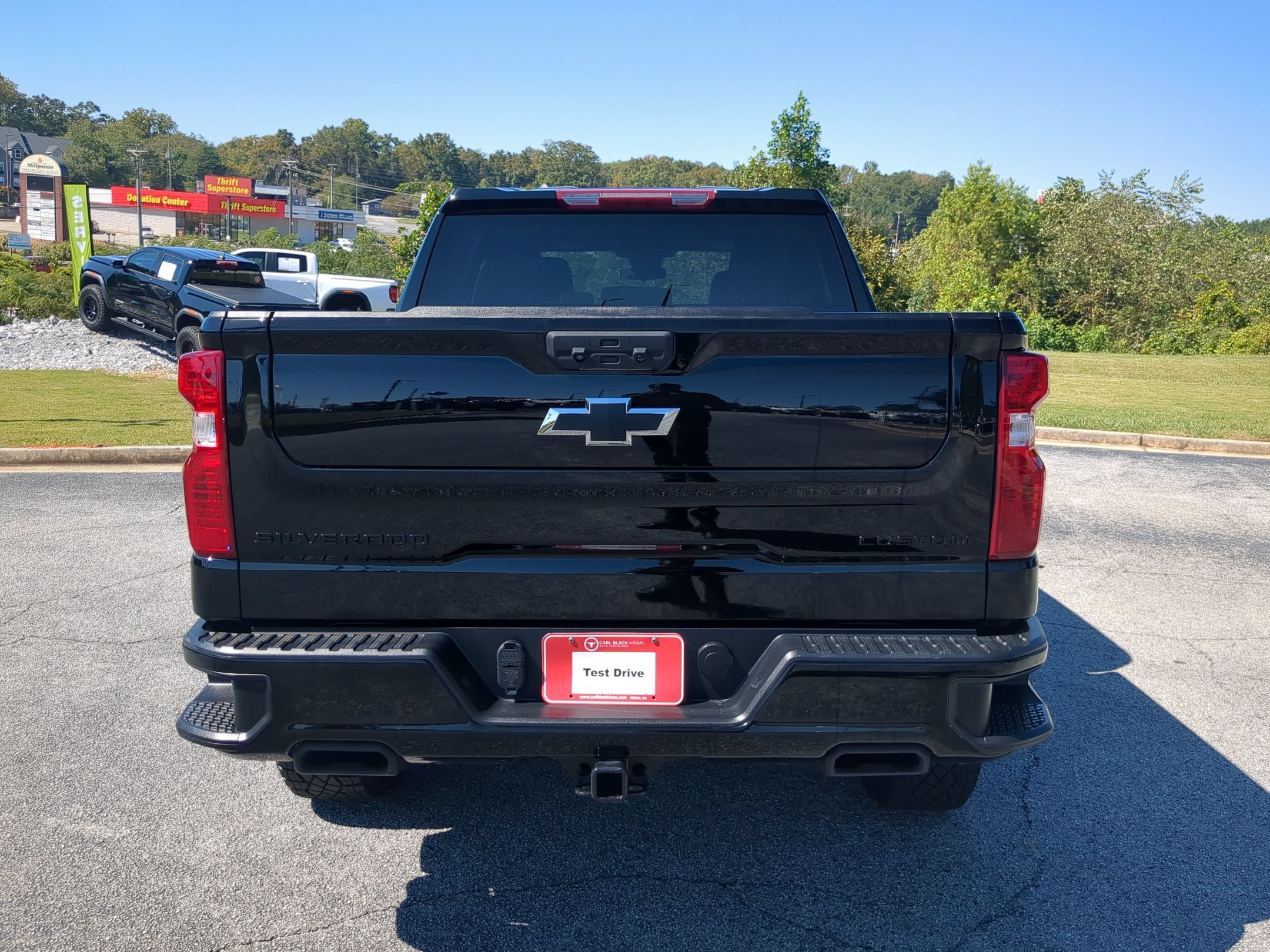 Used 2025 Chevrolet Silverado 1500 Custom Trail Boss w/ Midnight Edition AWD/4WD image 6
