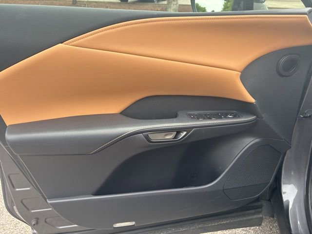 Used 2025 Lexus RX 350 Premium w/ Accessory Package (Z1) FWD image 10