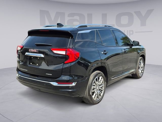 Used 2023 GMC Terrain Denali w/ Denali Premium Package image 5