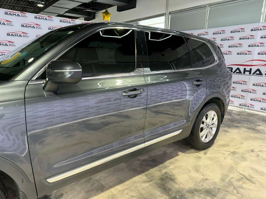 Used 2020 Kia Telluride LX AWD/4WD image 6