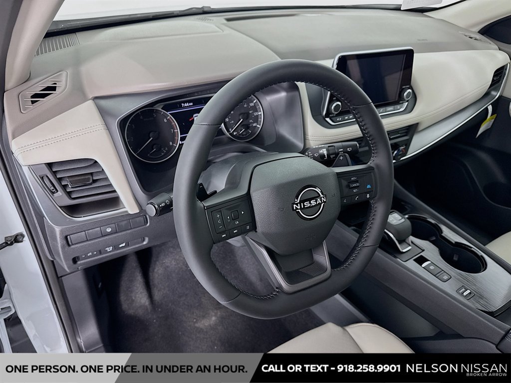 New 2026 Nissan Rogue Dark Armor FWD image 9