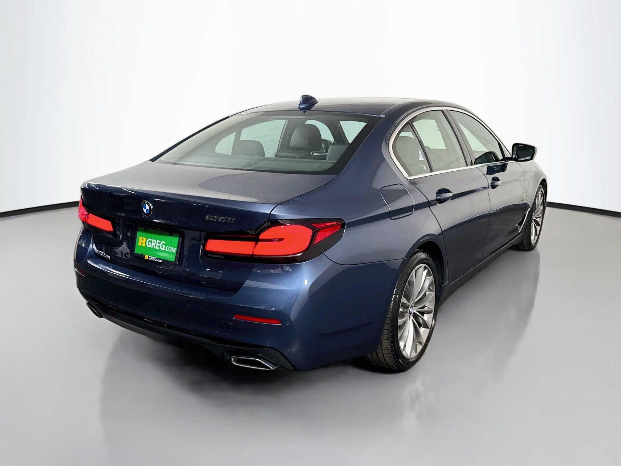Used 2023 BMW 530i w/ Premium Package RWD image 10
