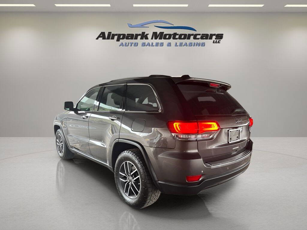 Used 2019 Jeep Grand Cherokee Limited image 3