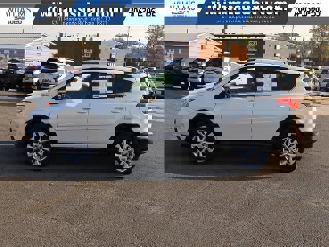 Used 2014 Toyota RAV4 Limited w/ Technology Package image 5