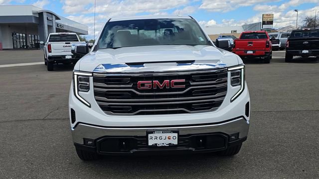 New 2026 GMC Sierra 1500 SLT w/ SLT Premium Package image 3