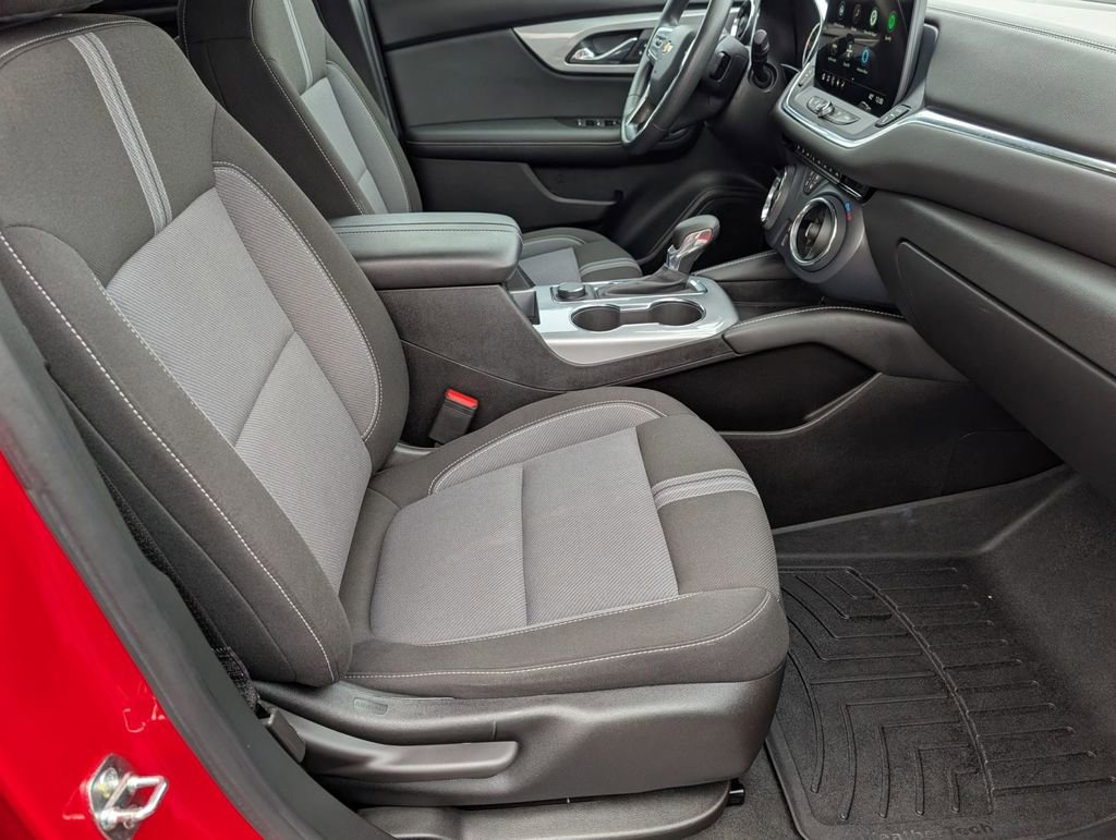 Used 2023 Chevrolet Blazer LT image 43