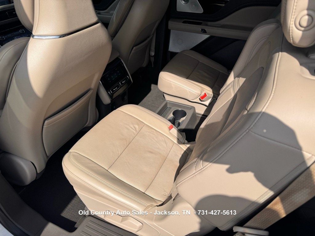 Used 2020 Lincoln Aviator Reserve w/ Equipment Group 202A AWD/4WD image 21