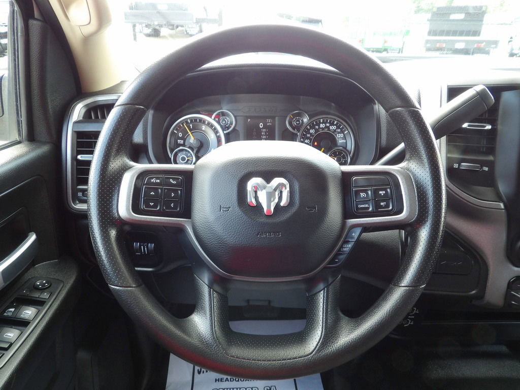 Used 2019 RAM 5500 Tradesman w/ Electrical Accessory Group image 32