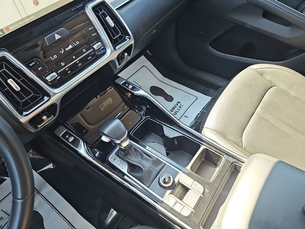Used 2023 Kia Sorento SX image 30