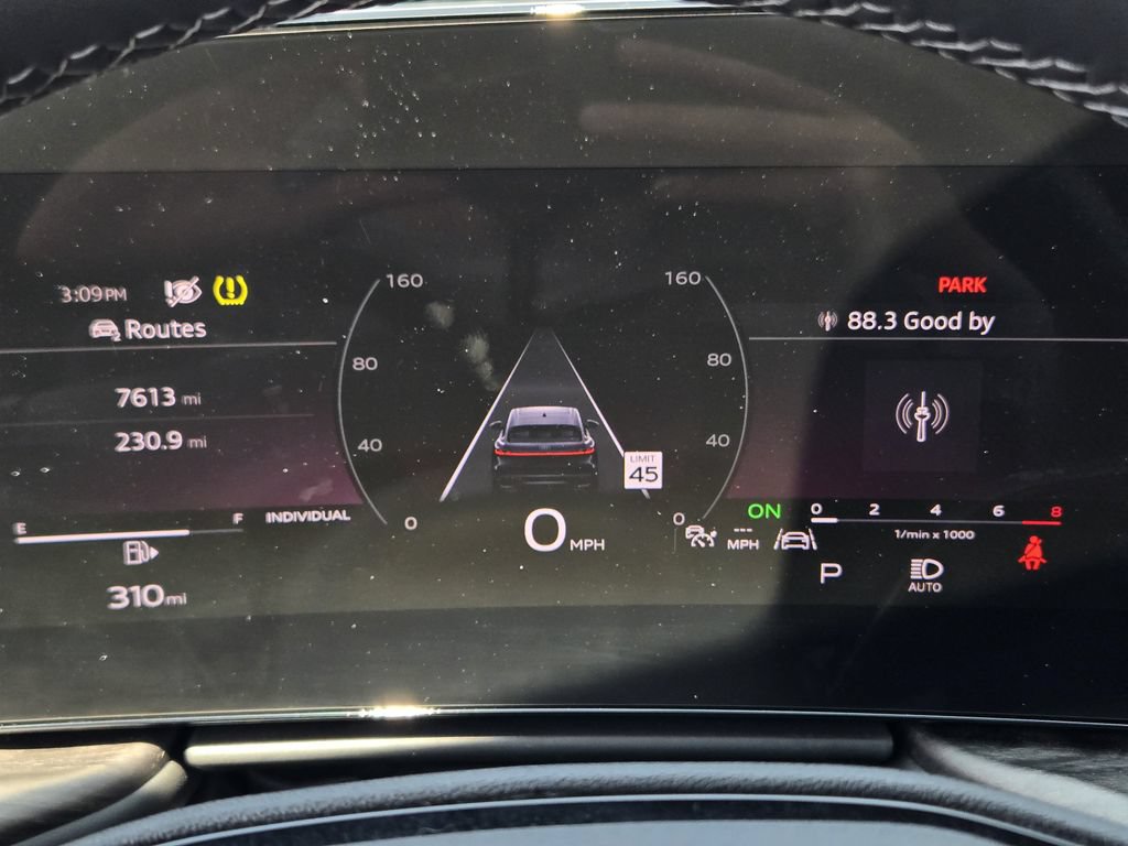 Certified 2025 Audi Q5 Premium Plus w/ Premium Plus AWD/4WD image 21