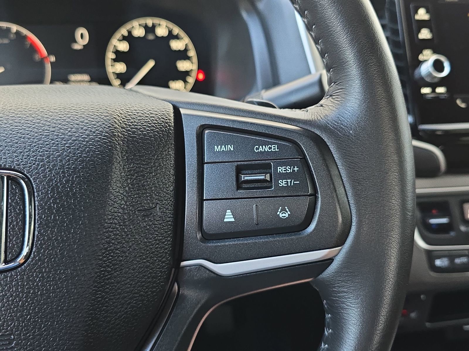 Certified 2025 Honda Ridgeline RTL image 21