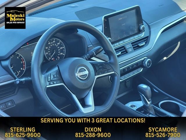 Used 2024 Nissan Altima 2.5 SV image 19