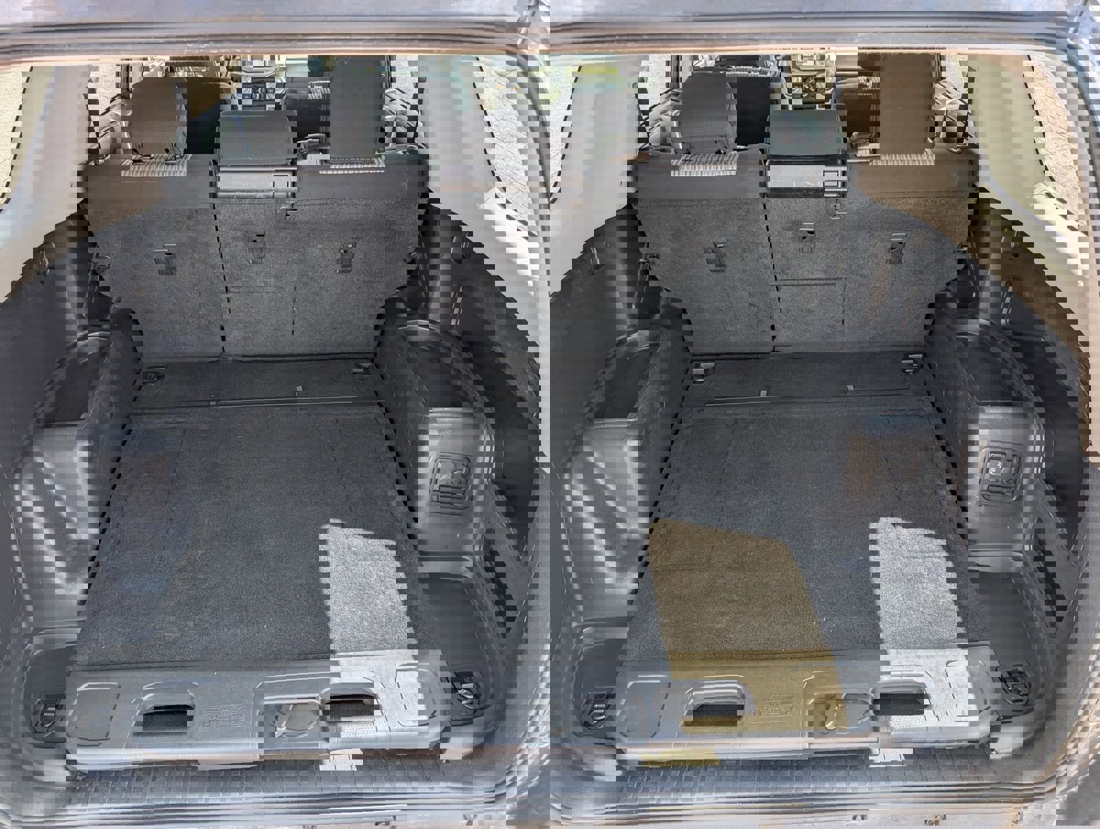 Used 2014 Toyota 4Runner SR5 image 14