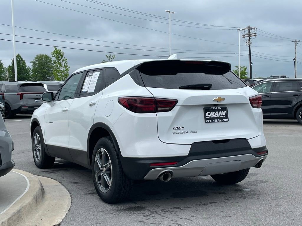 Used 2025 Chevrolet Blazer LT AWD/4WD image 5