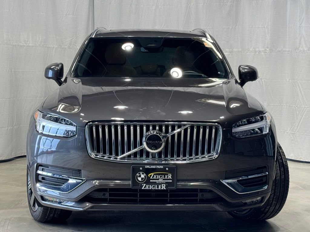 Used 2025 Volvo XC90 B6 Ultra w/ Protection Package image 2