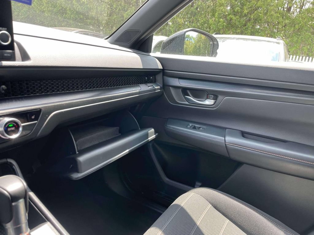 Certified 2023 Honda CR-V Sport image 33