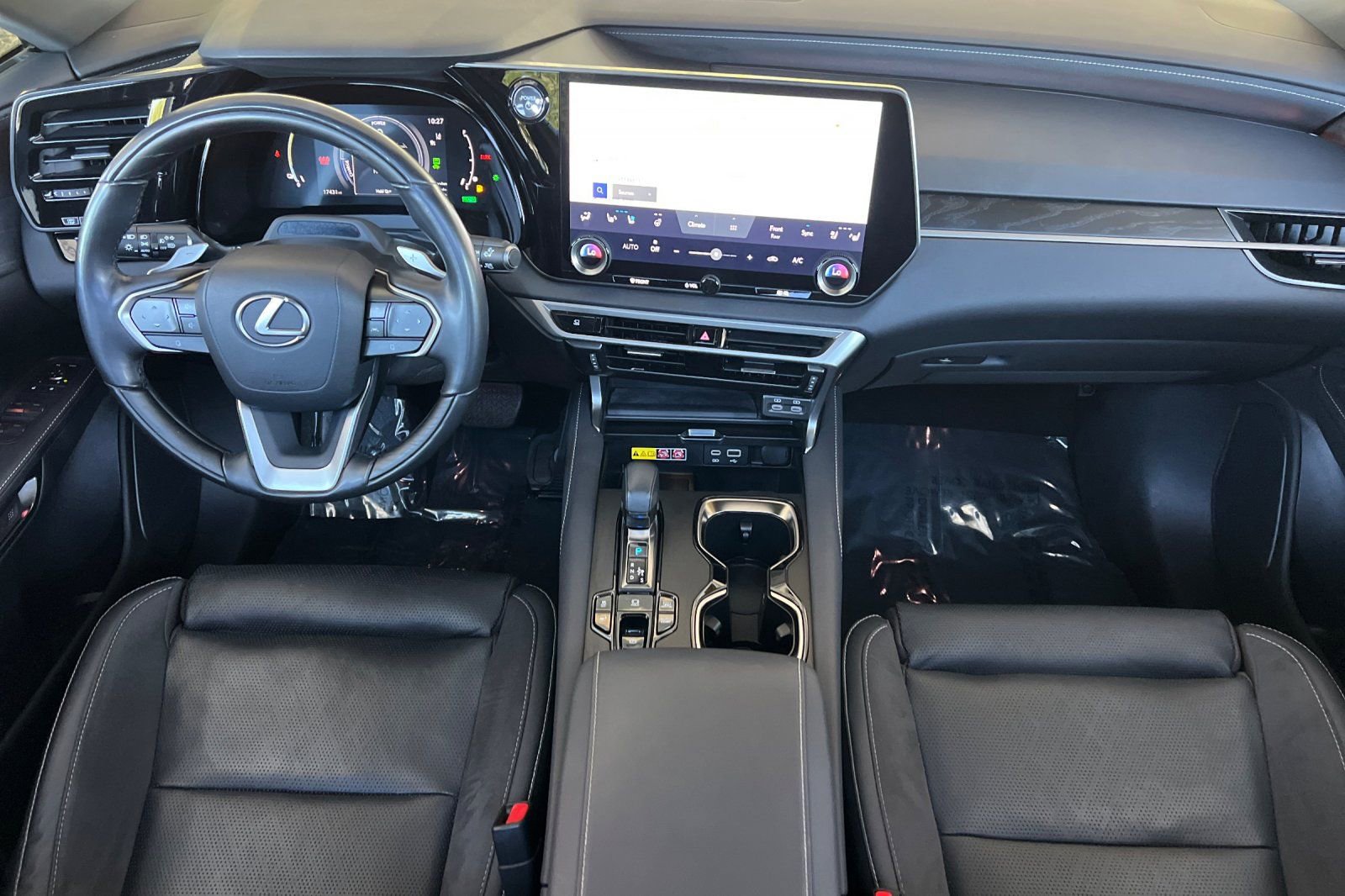 Used 2024 Lexus RX 450h AWD w/ Luxury Package image 16