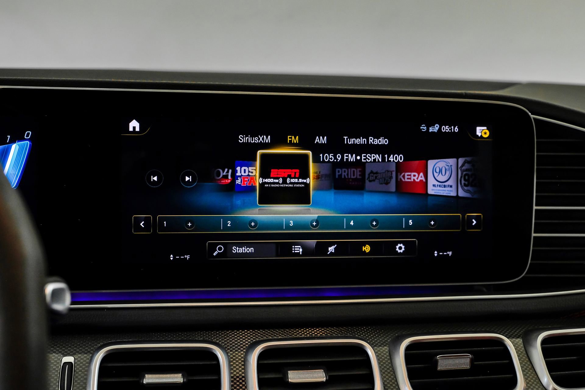 Used 2023 Mercedes-Benz GLE 53 AMG 4MATIC Coupe image 32