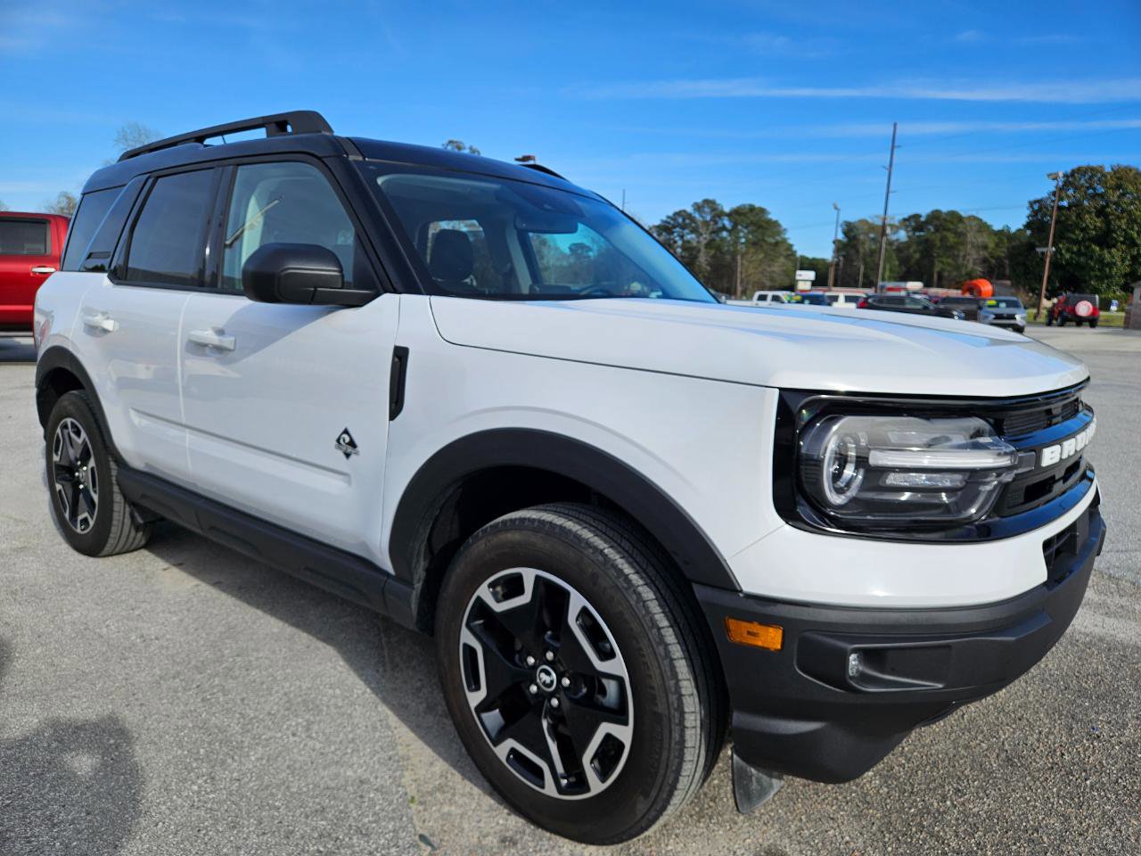 Used 2024 Ford Bronco Sport Outer Banks w/ Tech Package image 8