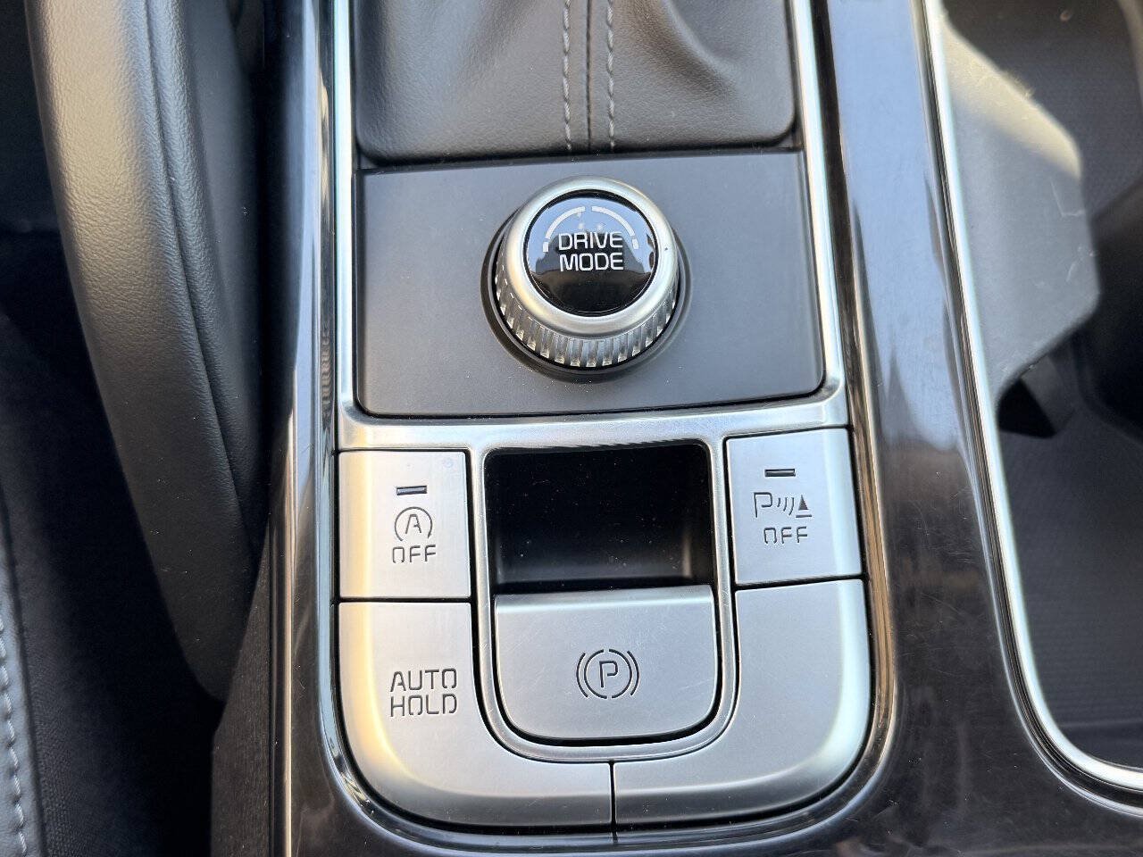 Used 2020 Kia Telluride S FWD image 30