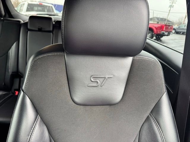 Used 2019 Ford Edge ST w/ Convenience Package image 30