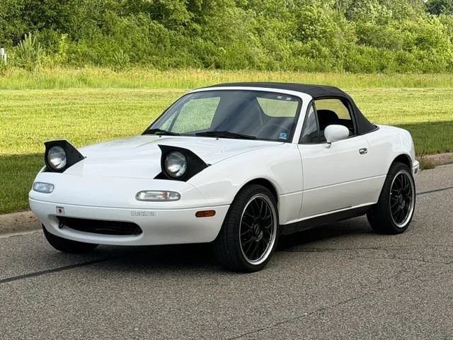 Used 1990 MAZDA MX-5 Miata RWD image 9