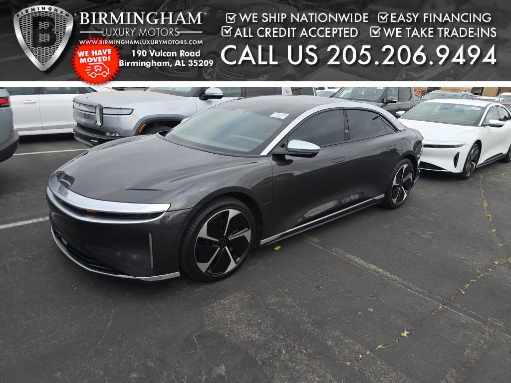 Used 2023 Lucid Air Grand Touring image 2