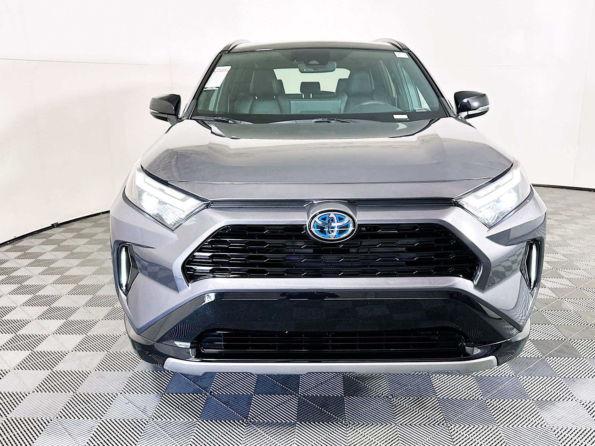 Used 2024 Toyota RAV4 XSE w/ Weather Package image 8
