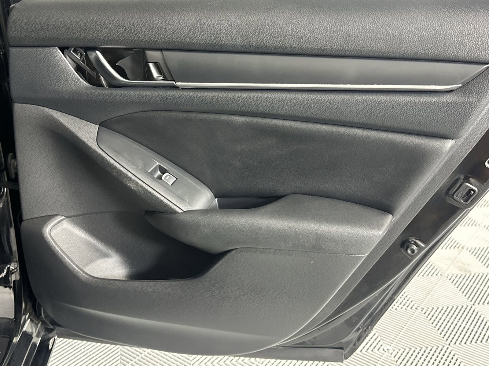 Used 2022 Honda Accord Sport image 31
