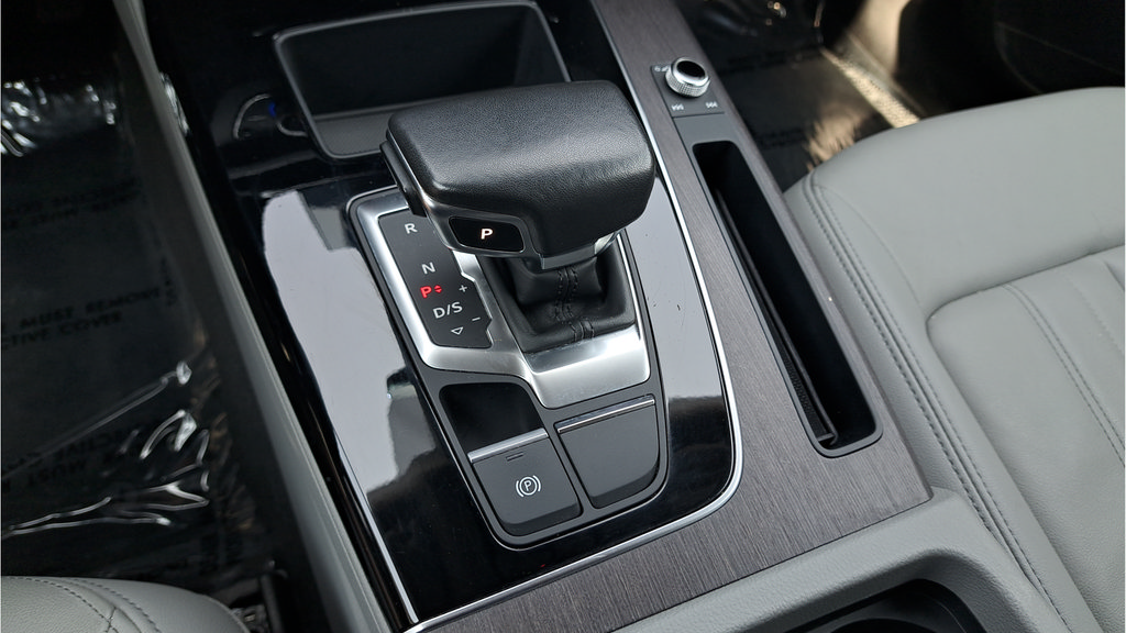 Used 2023 Audi Q5 2.0T Premium AWD/4WD image 34