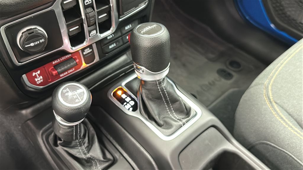 Used 2024 Jeep Gladiator Sport AWD/4WD image 22