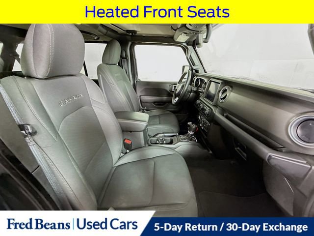 Used 2022 Jeep Wrangler Unlimited Sahara w/ Cold Weather Group image 33