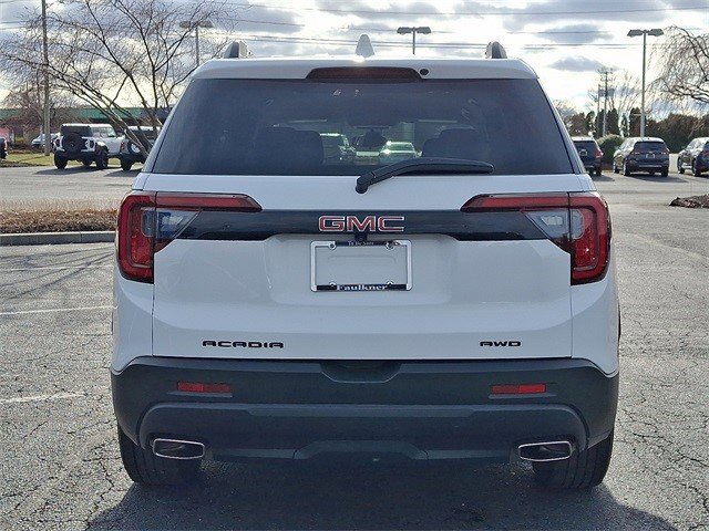 Certified 2023 GMC Acadia SLE w/ Driver Convenience Package image 6