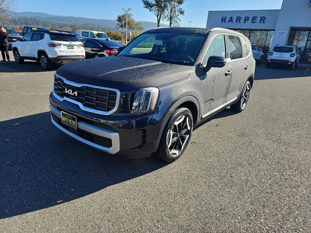 New 2025 Kia Telluride S image 1