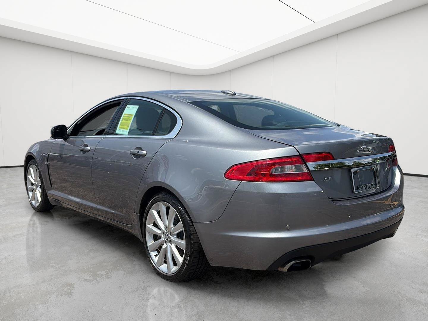 Used 2010 Jaguar XF Premium RWD image 6