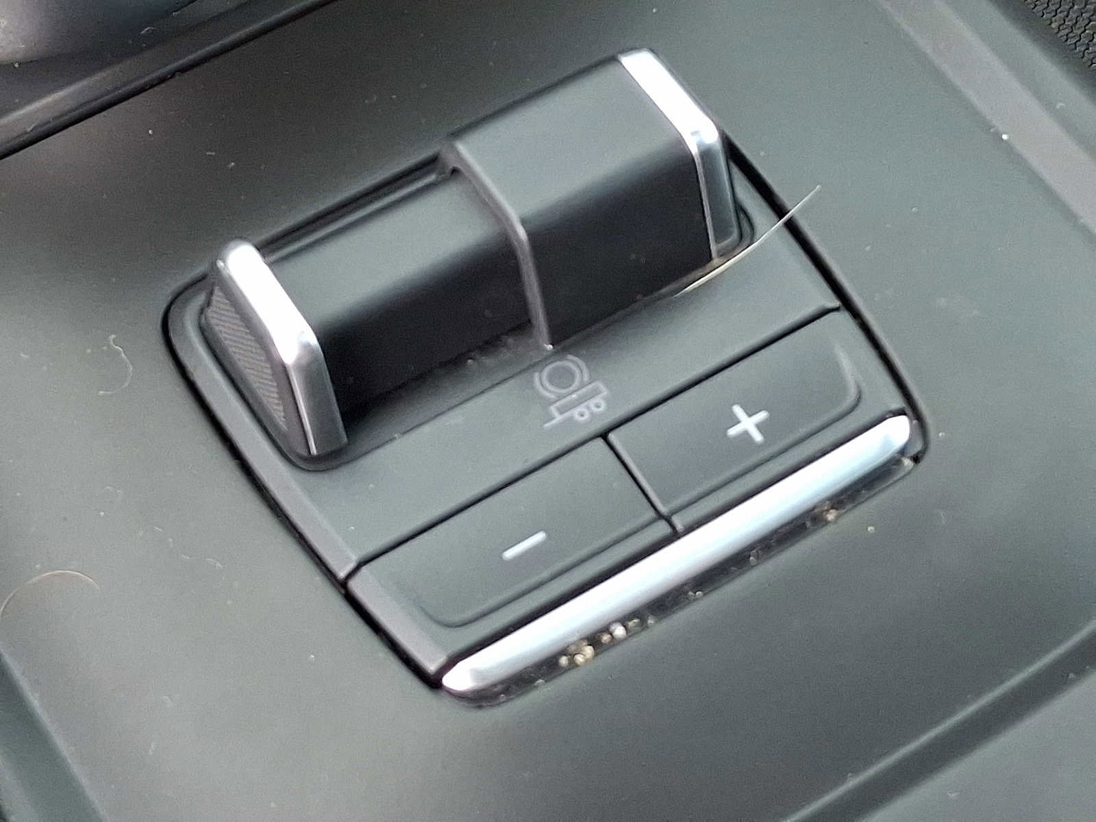 Used 2024 GMC Sierra 1500 Denali Ultimate image 27