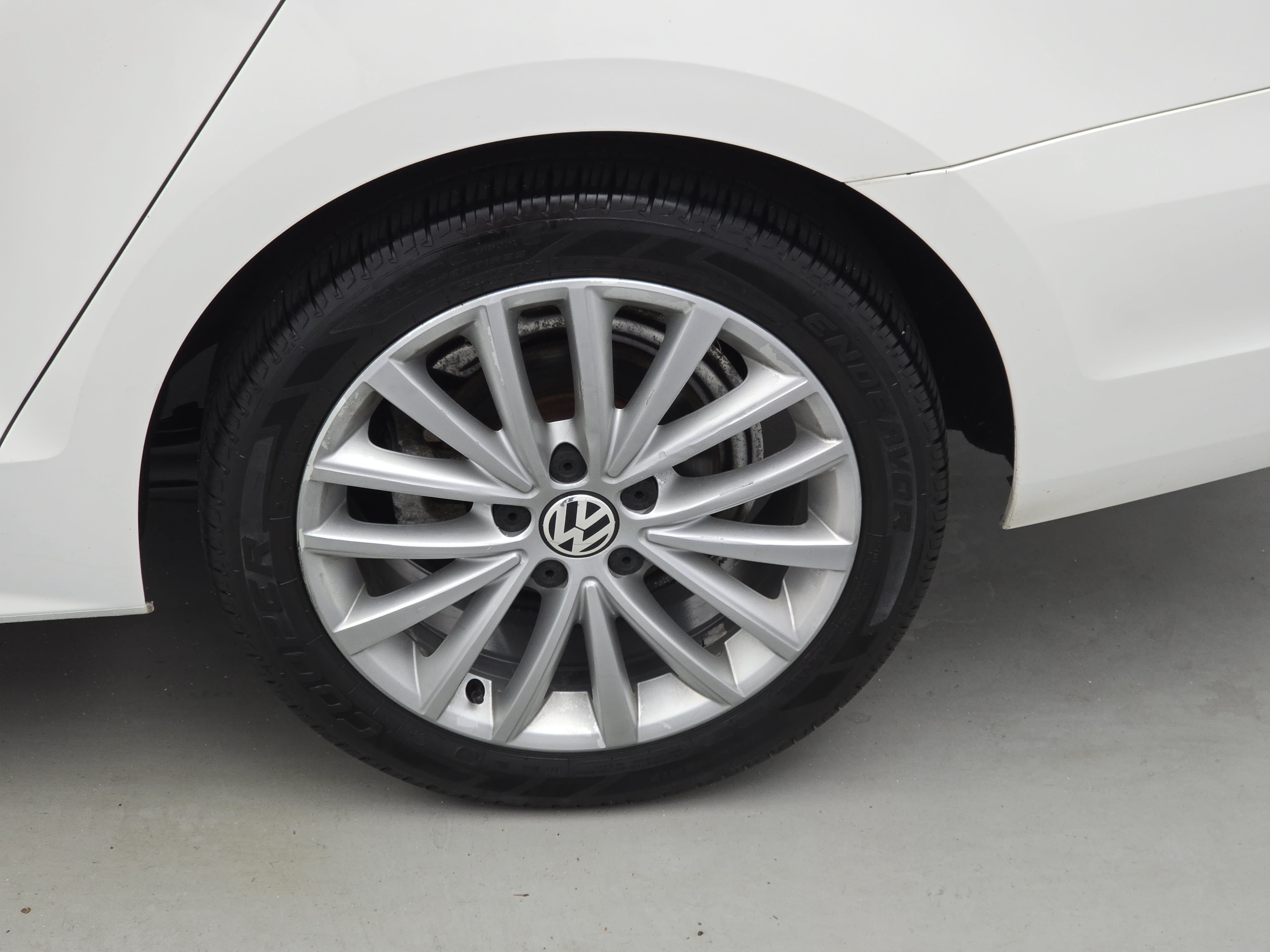 Used 2014 Volkswagen Jetta TDI FWD image 32