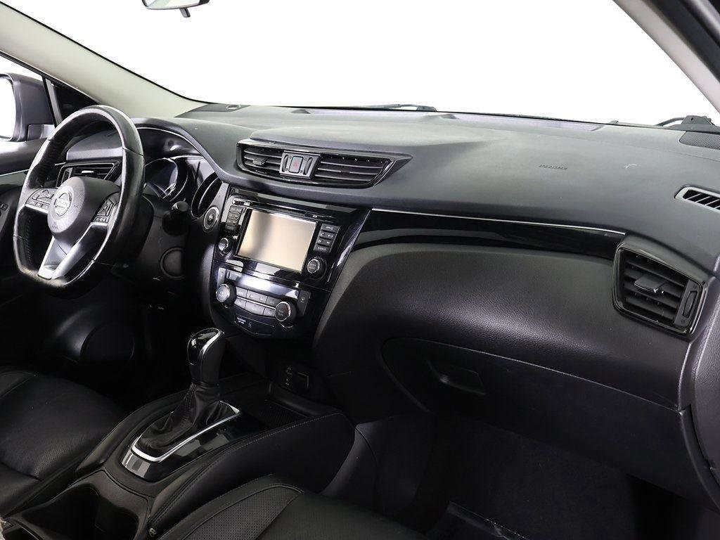 Used 2018 Nissan Rogue Sport SL w/ SL Premium Package image 28
