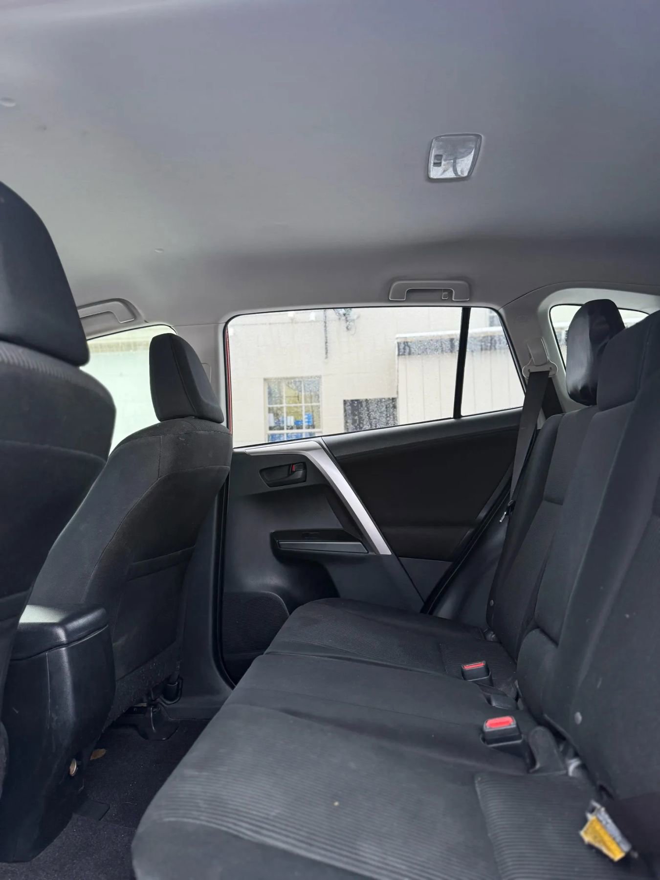 Used 2016 Toyota RAV4 LE image 23