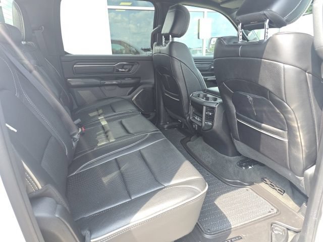 Used 2024 RAM 1500 Limited AWD/4WD image 32