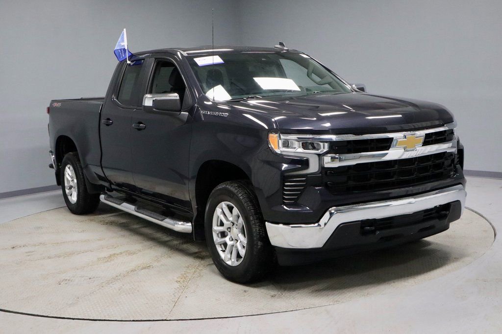 Used 2022 Chevrolet Silverado 1500 LT image 1