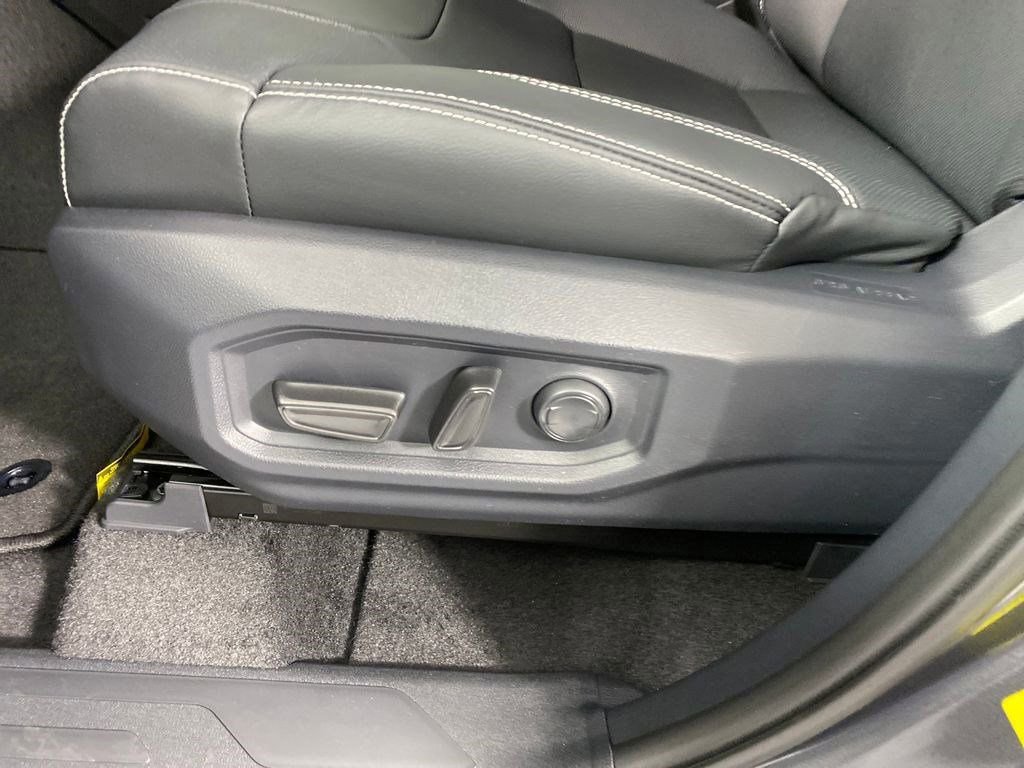 New 2026 Toyota Tundra SR5 w/ SR5 Premium Package image 8