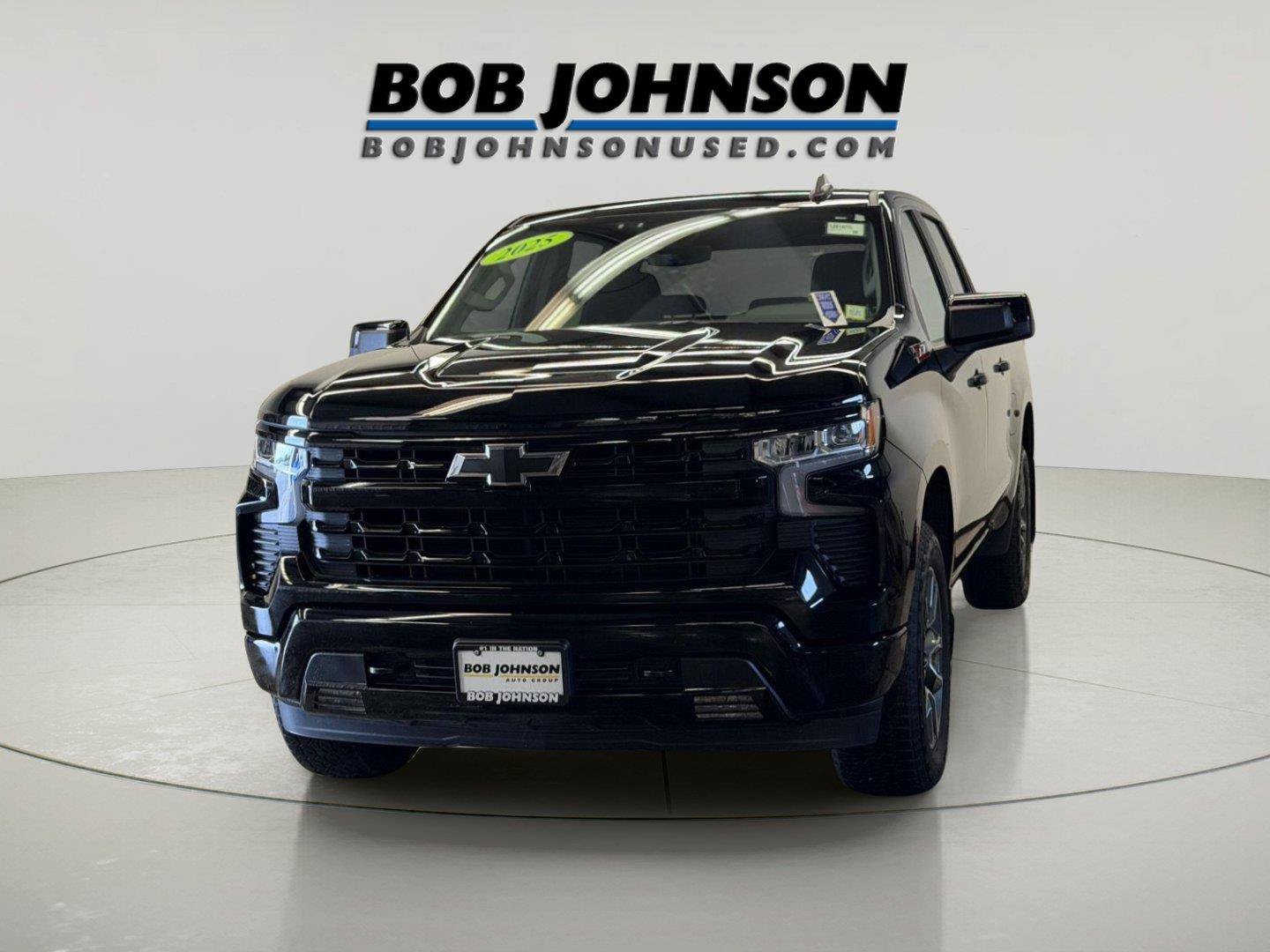 Used 2025 Chevrolet Silverado 1500 RST w/ Z71 Off-Road Package AWD/4WD image 4