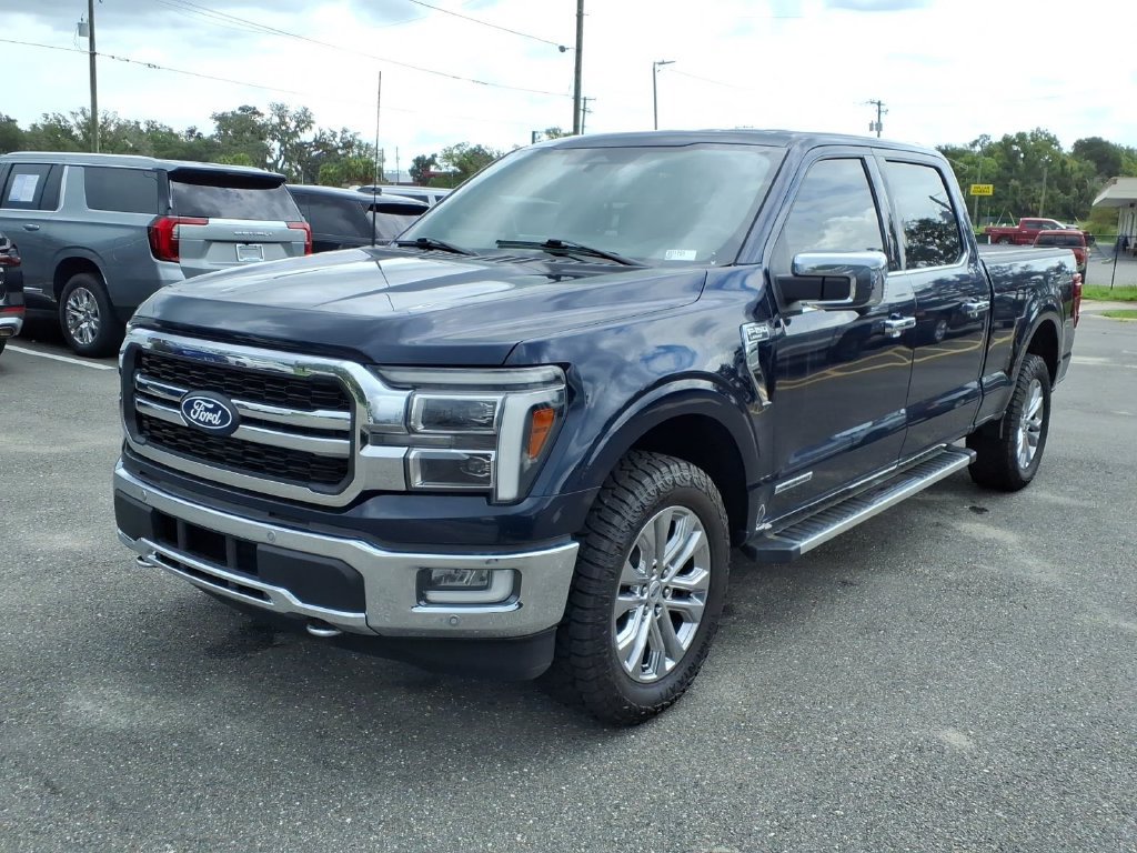 Used 2024 Ford F150 Lariat AWD/4WD image 3