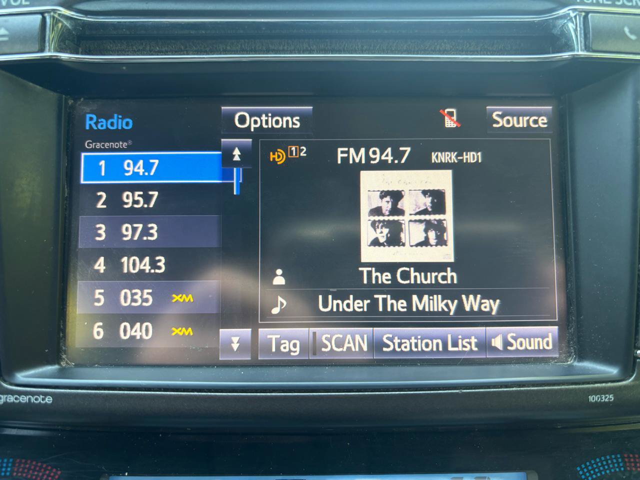 Used 2014 Toyota RAV4 XLE AWD/4WD image 24